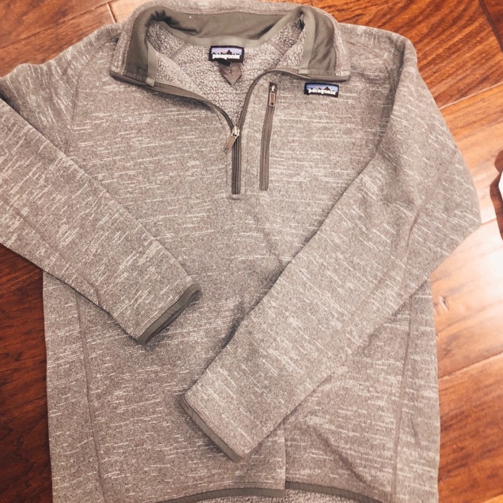 Patagonia pullover size larger - Picture 1 of 4